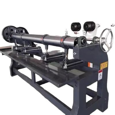 包装プロセスに革命を起こす 1100mm*900mm*1850mm 4角スロットリングマシン
