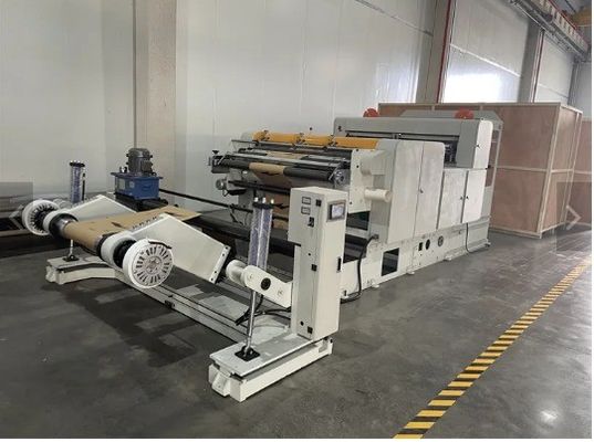 7700 kg 負荷容量 横切断型 ロールシート 紙加工 切断機
