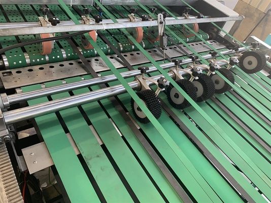 簡単に操作するための紙のシート紙の切断機