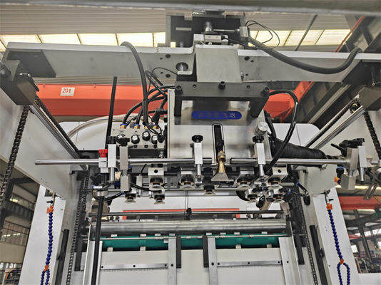 製造工場 波紋紙の切削機 マックス.