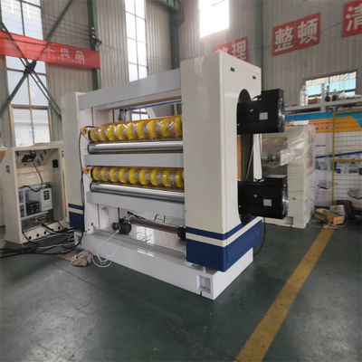 120m/min 設計速度 波紋紙の生産のための箱切断機