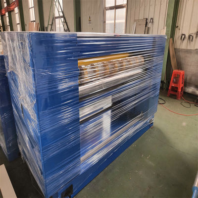 3000 KG 波紋シート紙を切るための二重層螺旋式クロスカット機