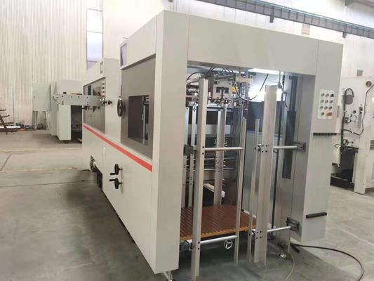 紙箱製造のための自動紙箱切断機