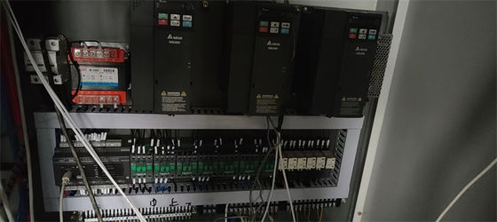 3層ナノ技術 簡単に使用できるパッケージング用波紋紙の生産ライン