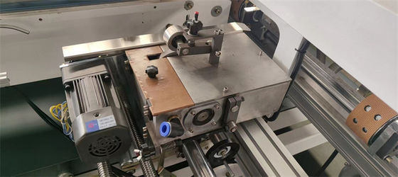 操作が簡単 半自動 紙製紙の2パーツ フォルダー粘着機
