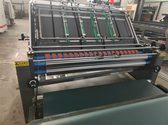 高生産性の半自動波紋板 フルートラミネートマシン 13.5m x 2m x 2.9m