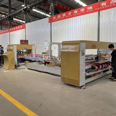 食品飲料店 波紋紙箱 380V電圧の自動フォルダー粘着器