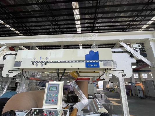 3 5 7 層ボードのための自動波紋紙板スプライサー 長い使用寿命