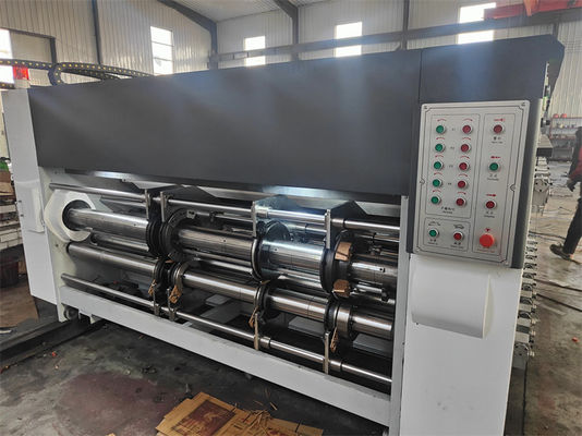 長期使用寿命 5000KG 容量を持つ半自動波紋紙箱製造ライン