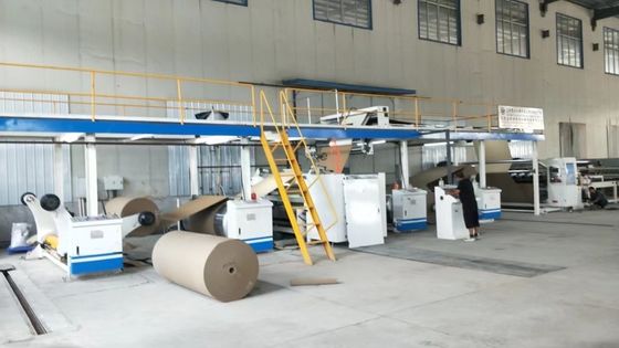 カートンボックス製作機械 12.5KWのサーボ主動モーター付き紙造形機械
