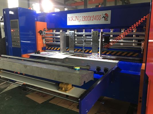 220V 波紋紙箱 フレックスプリンター 紙印刷 切断機 切断機