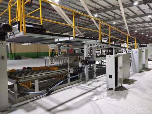 全自動波紋紙の製造のための紙形作機